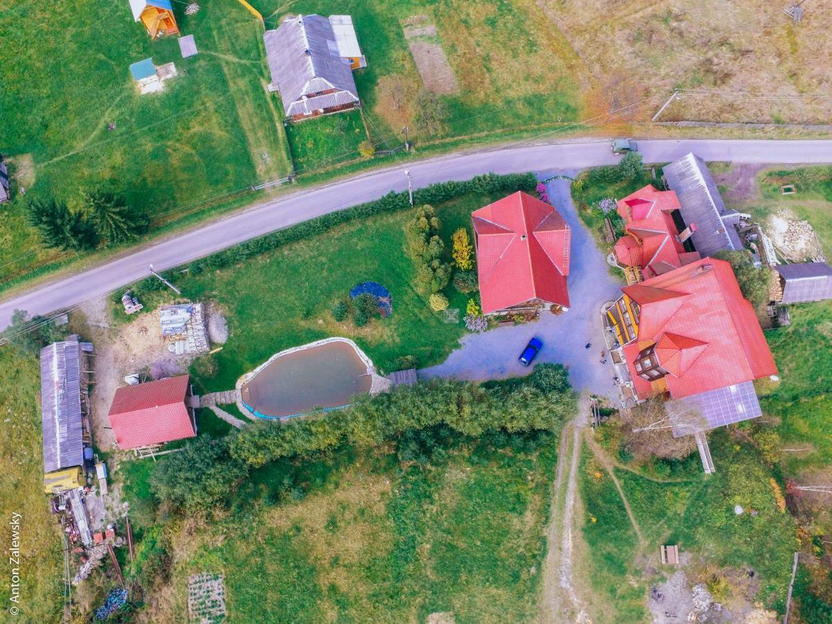 Gostynniy Dvir Raytshtoky Hotel Vorokhta Exterior photo